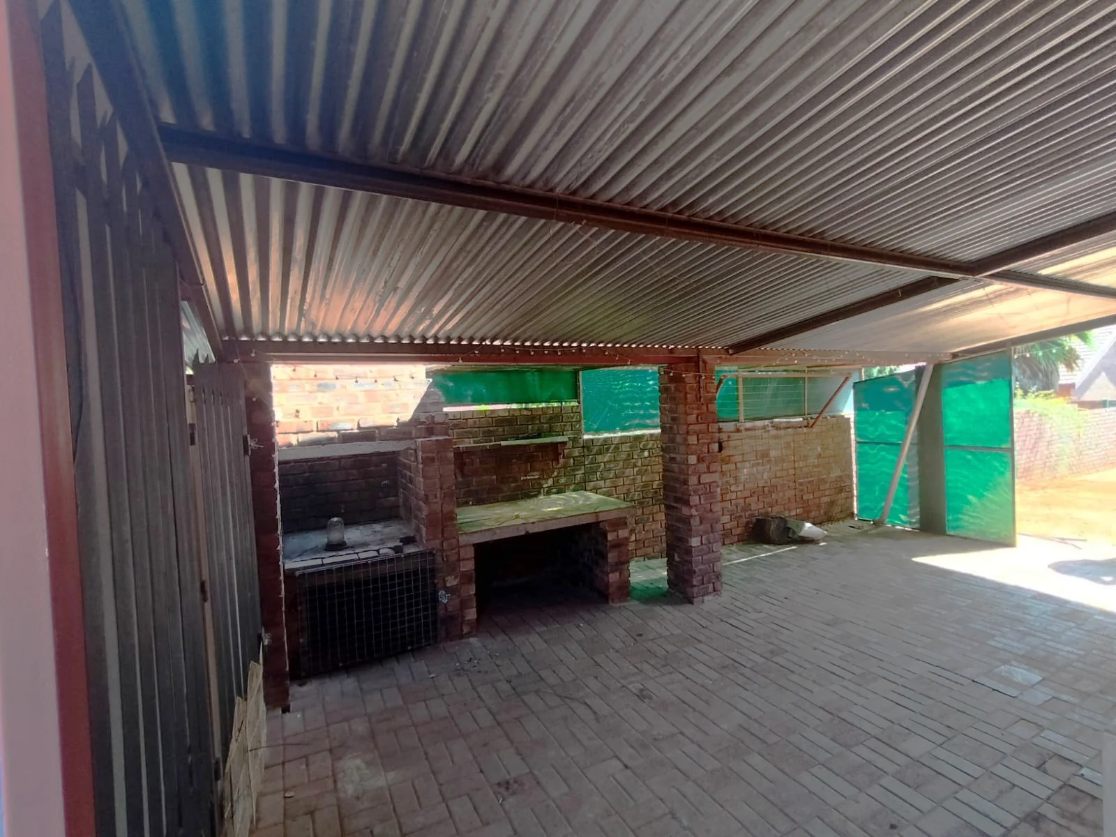 3 Bedroom House For Sale