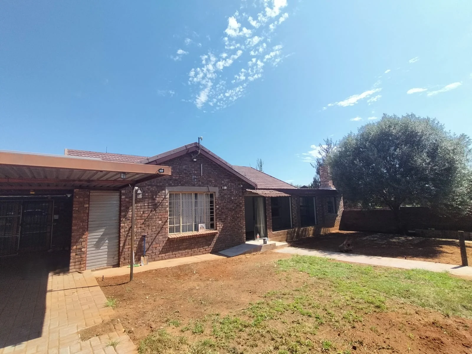 3 Bedroom House For Sale