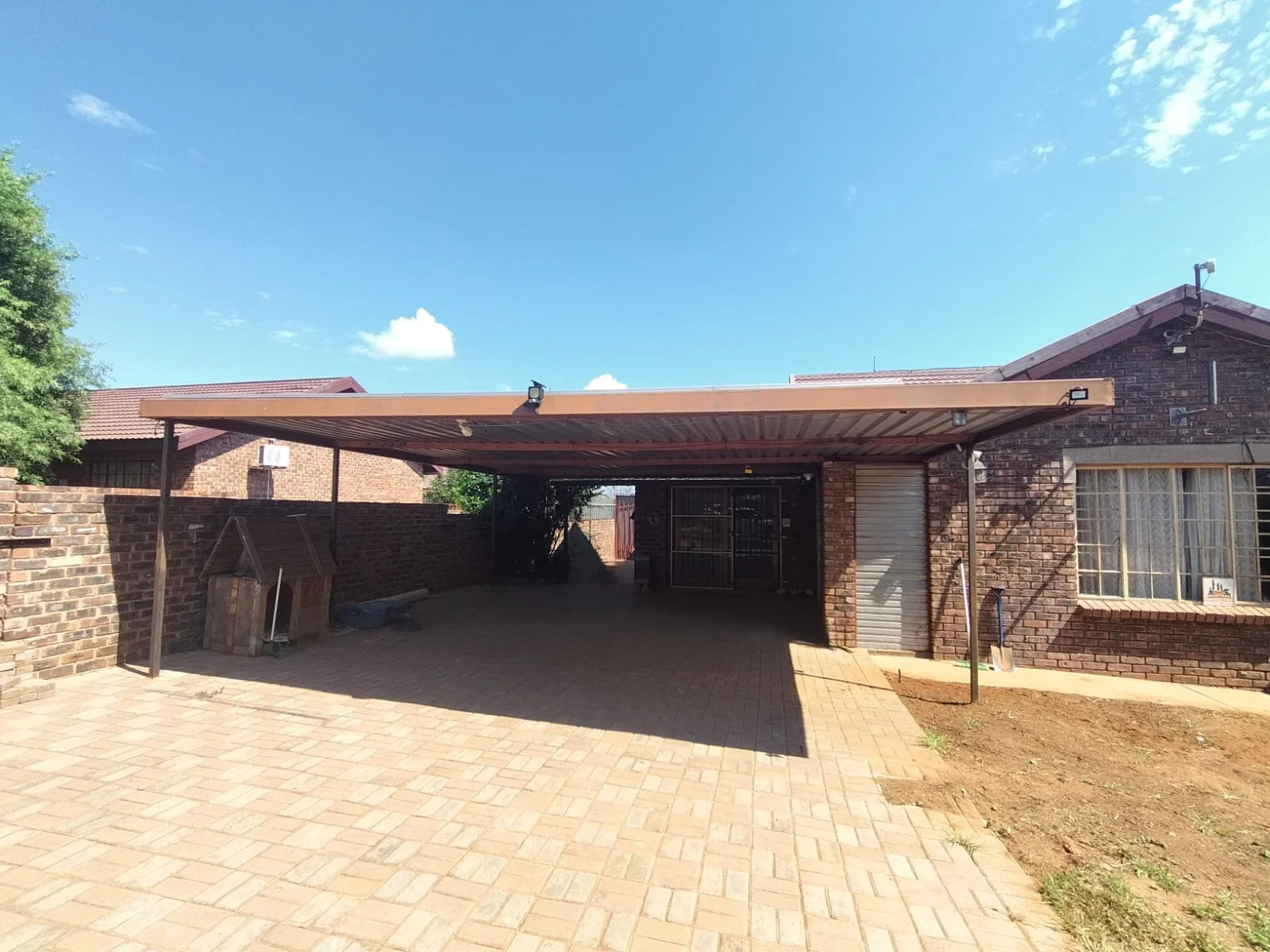 3 Bedroom House For Sale