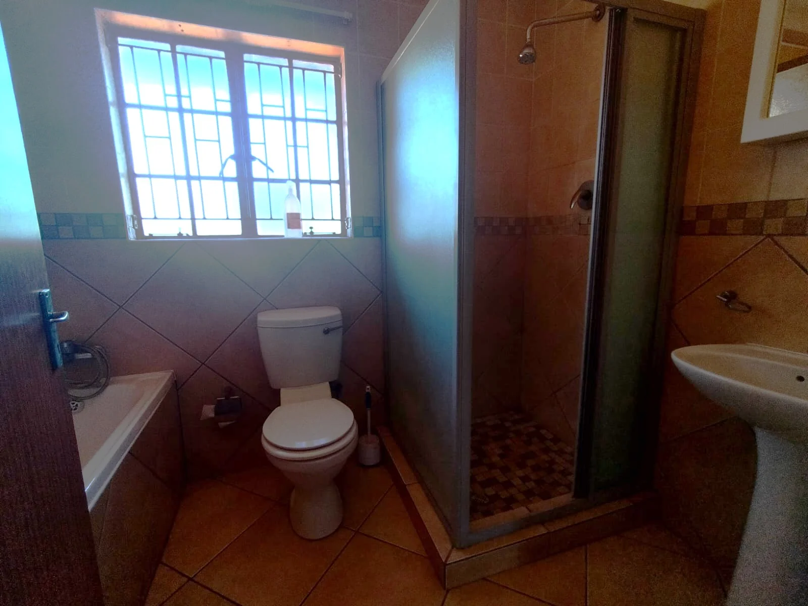 3 Bedroom House For Sale