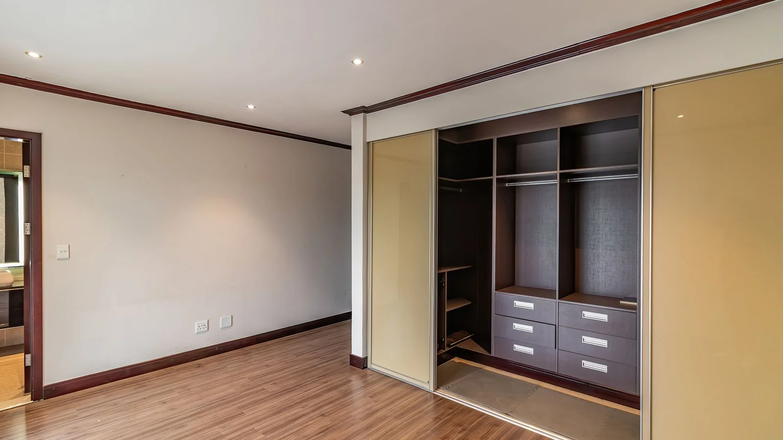 3 Bed Duplex For Sale In Carlswald