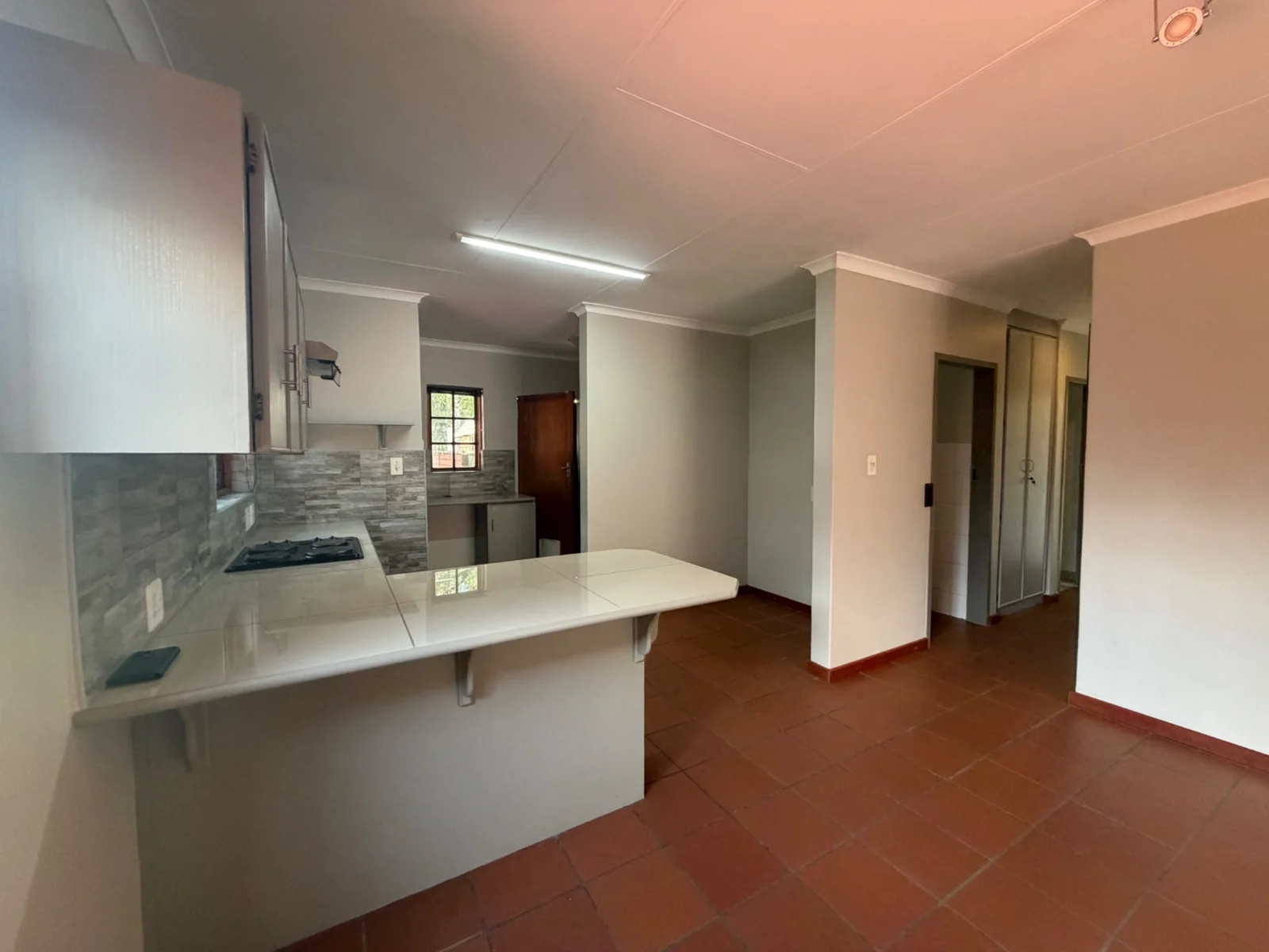 NEW LISTING ...... DUET WITH POTENTIAL TO WORK FROM HOME!