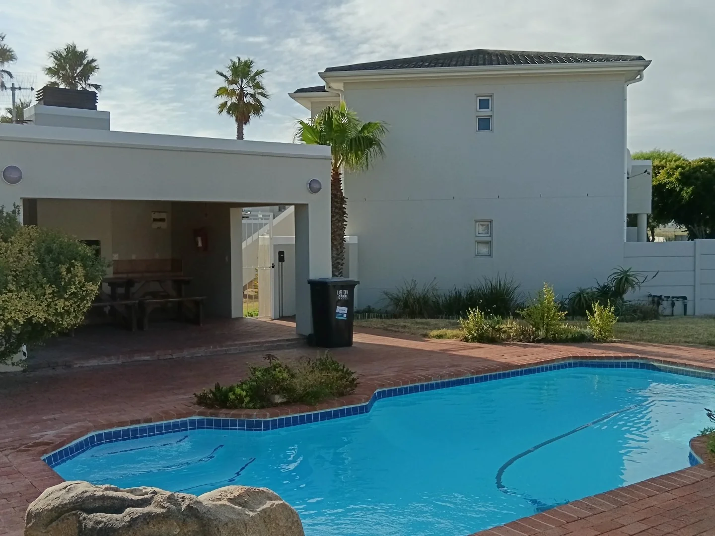 Ground floor apartment situated in a secure complex in Milnerton Ridge