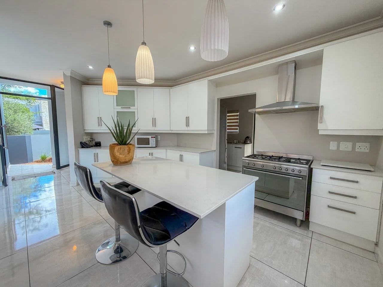 MEADOWS MODERN STARTER HOME WITH A GENEROUS GARDEN