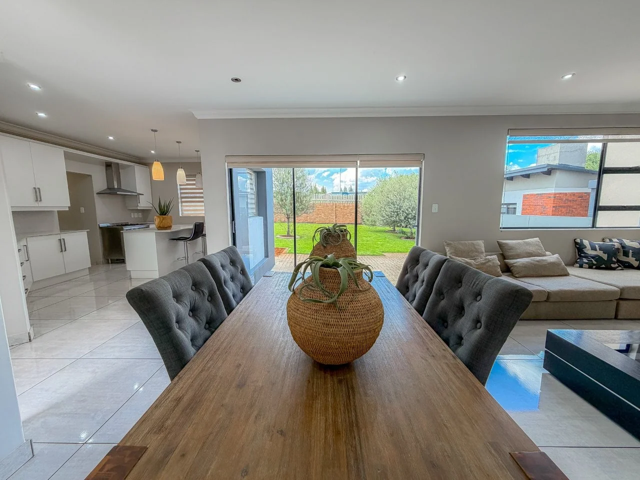 MEADOWS MODERN STARTER HOME WITH A GENEROUS GARDEN