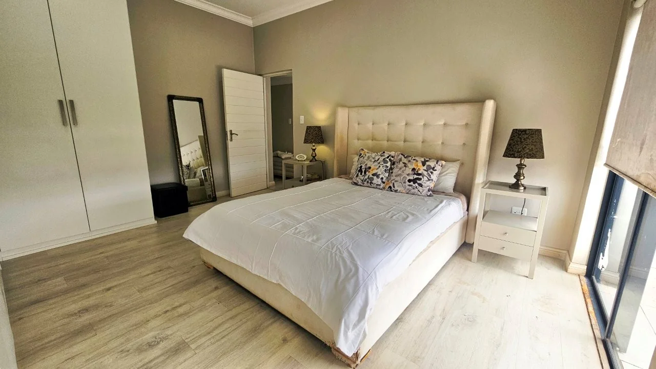 MEADOWS MODERN STARTER HOME WITH A GENEROUS GARDEN