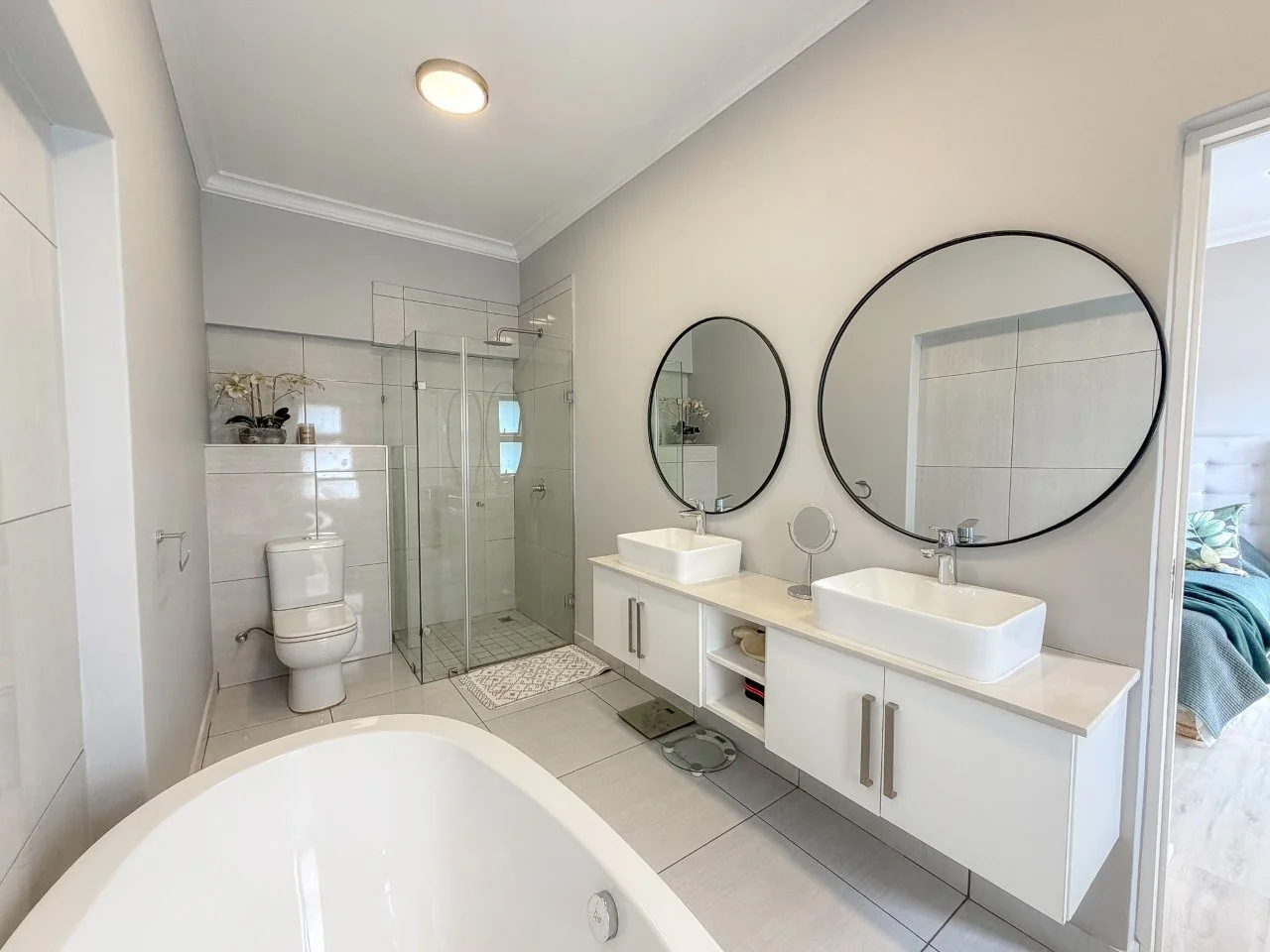 MEADOWS MODERN STARTER HOME WITH A GENEROUS GARDEN