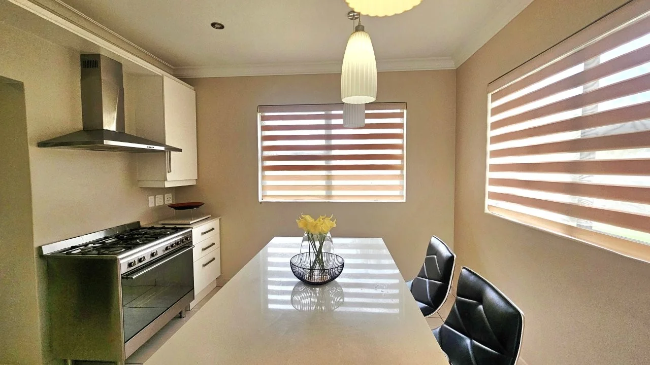 MEADOWS MODERN STARTER HOME WITH A GENEROUS GARDEN