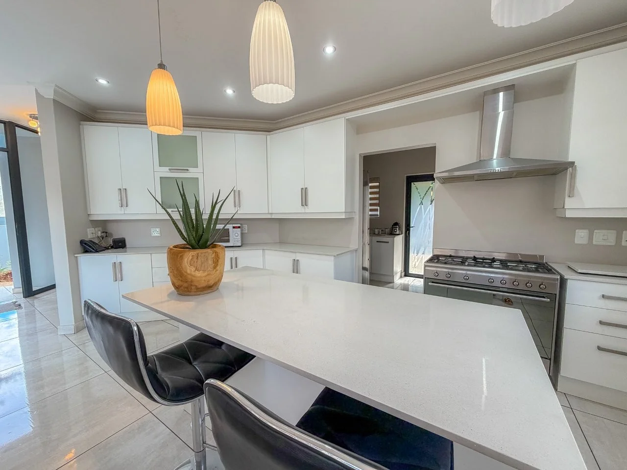 MEADOWS MODERN STARTER HOME WITH A GENEROUS GARDEN