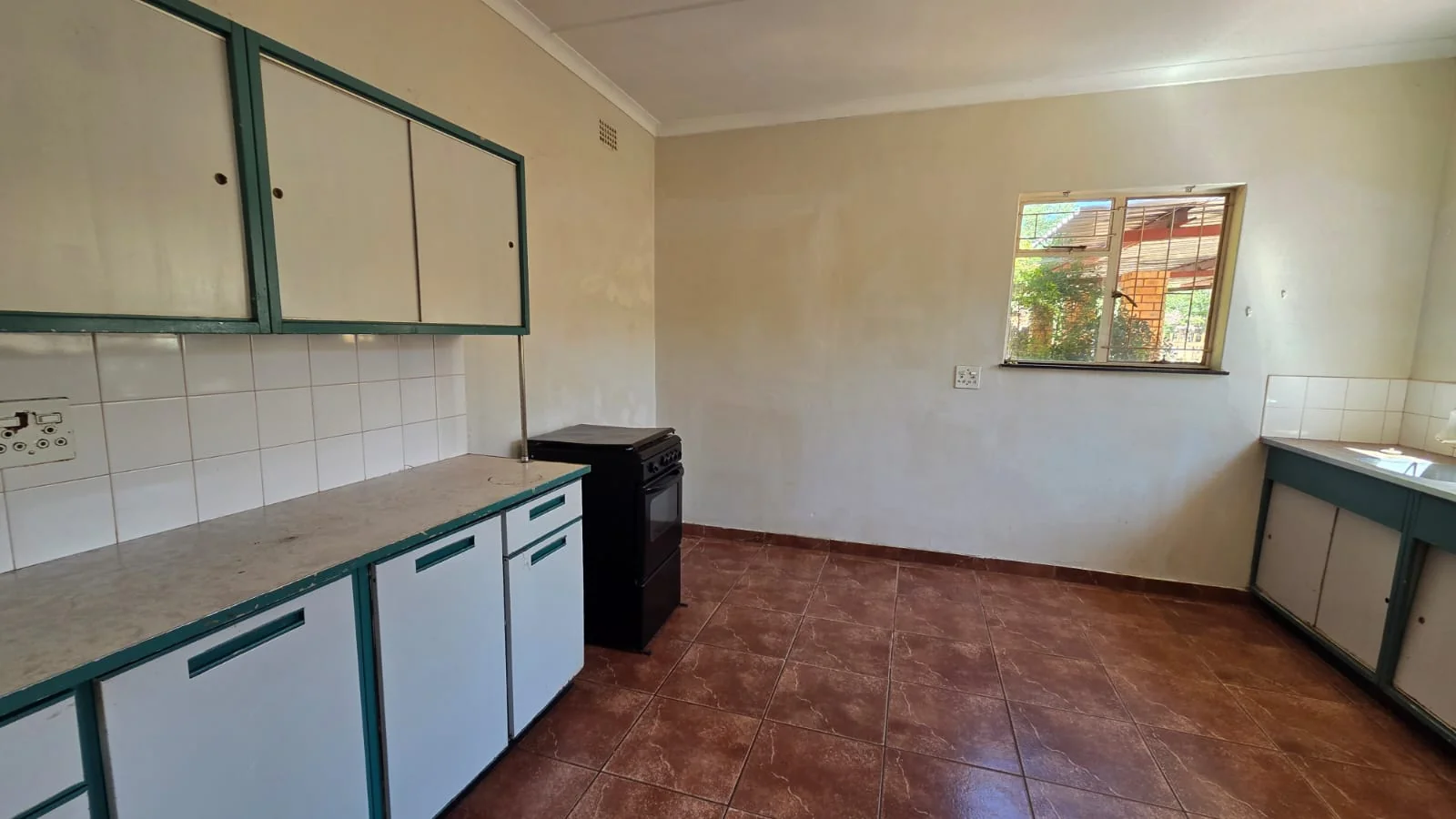 Spacious Multi-Dwelling Property for sale in Kathu