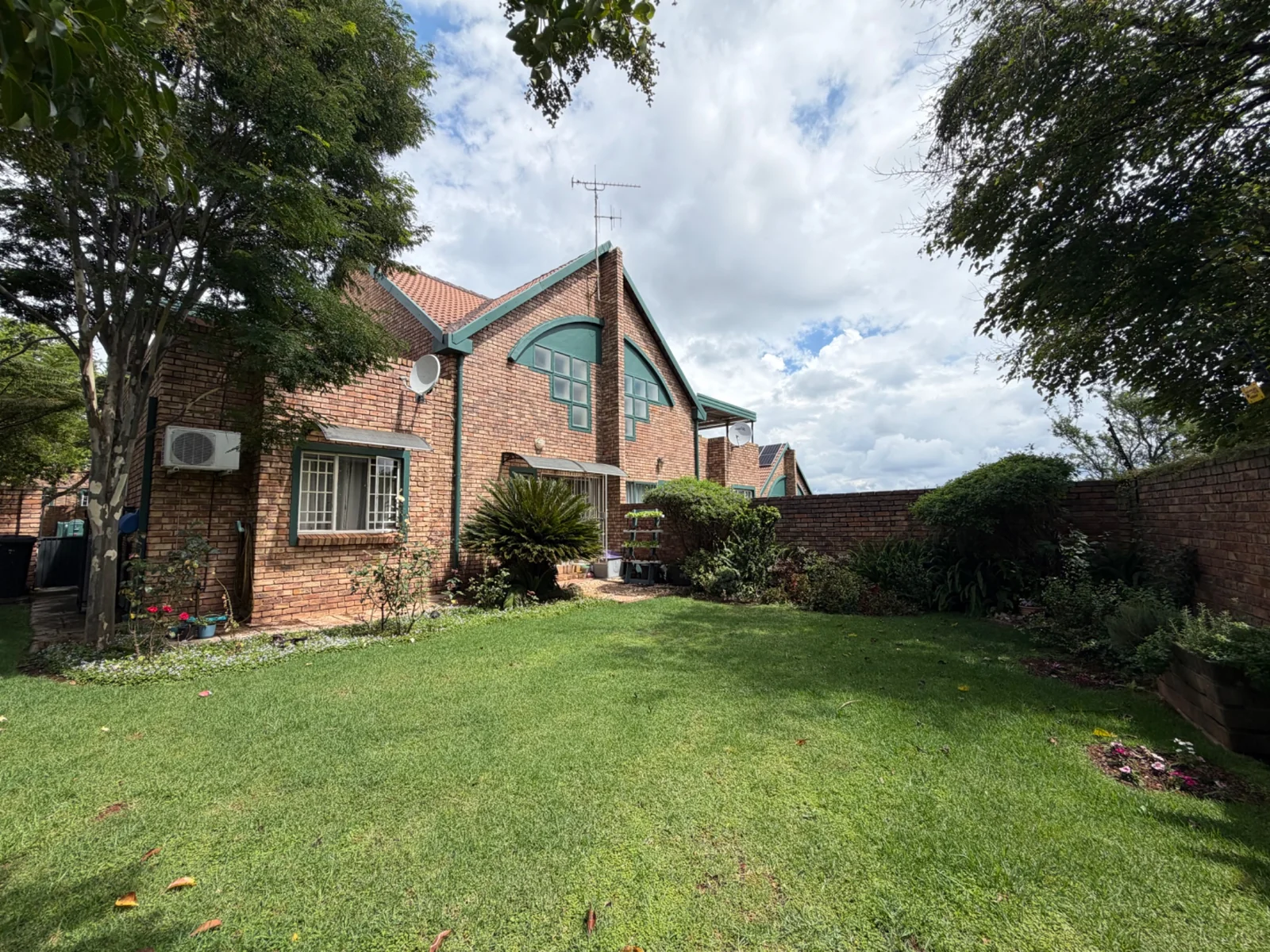 THE BEST 2 X 2 X 2 BY FAR!