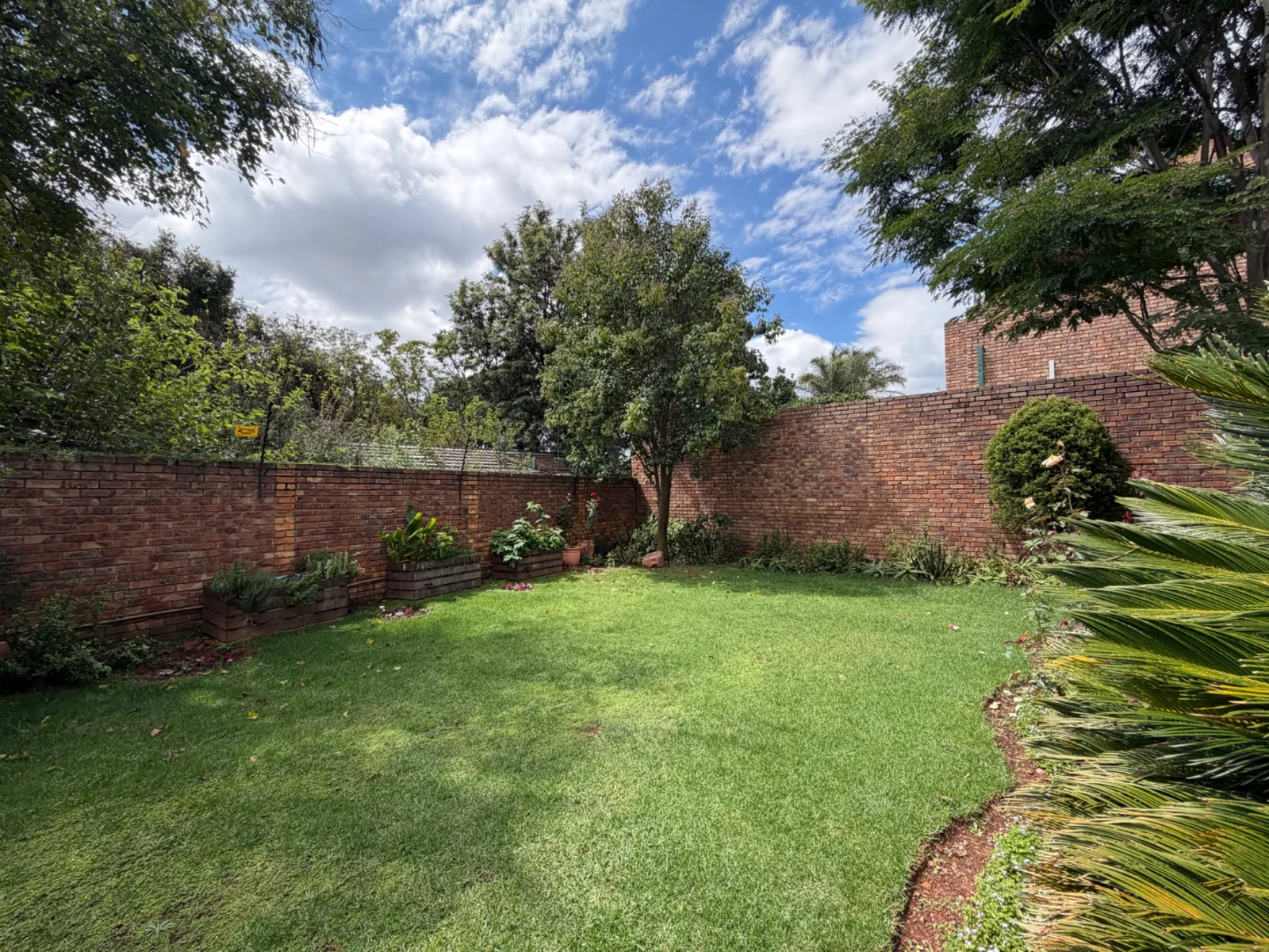 THE BEST 2 X 2 X 2 BY FAR!