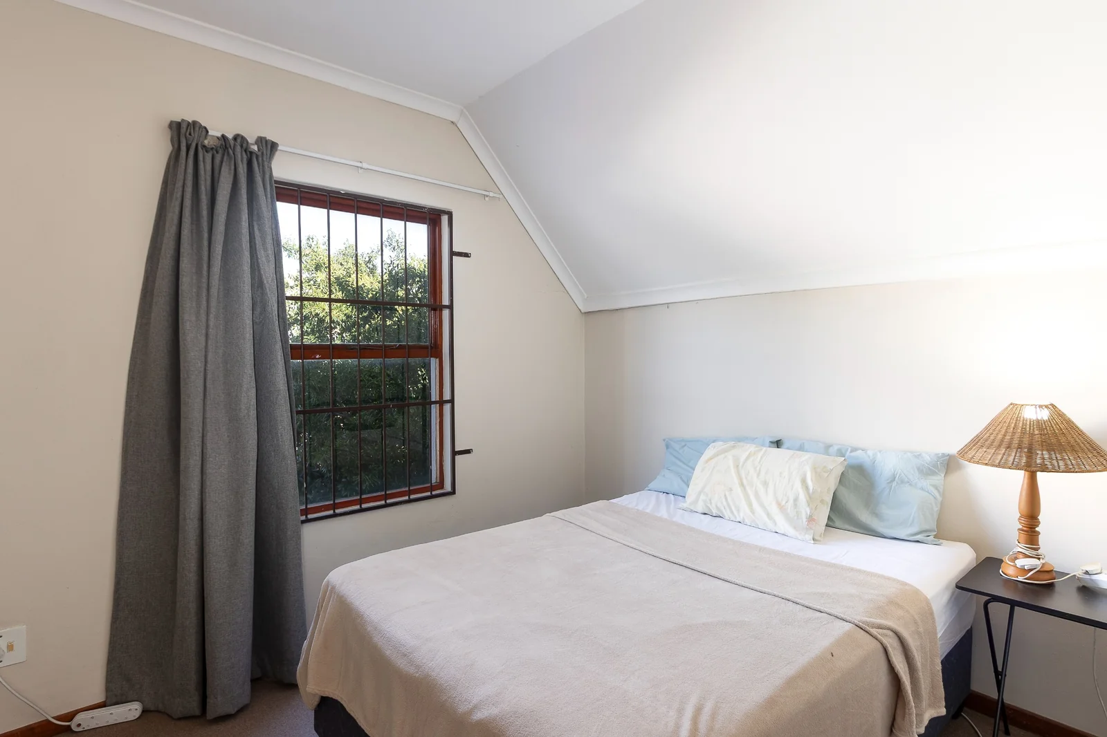 2 Bedroom Townhouse for sale in Stellenbosch