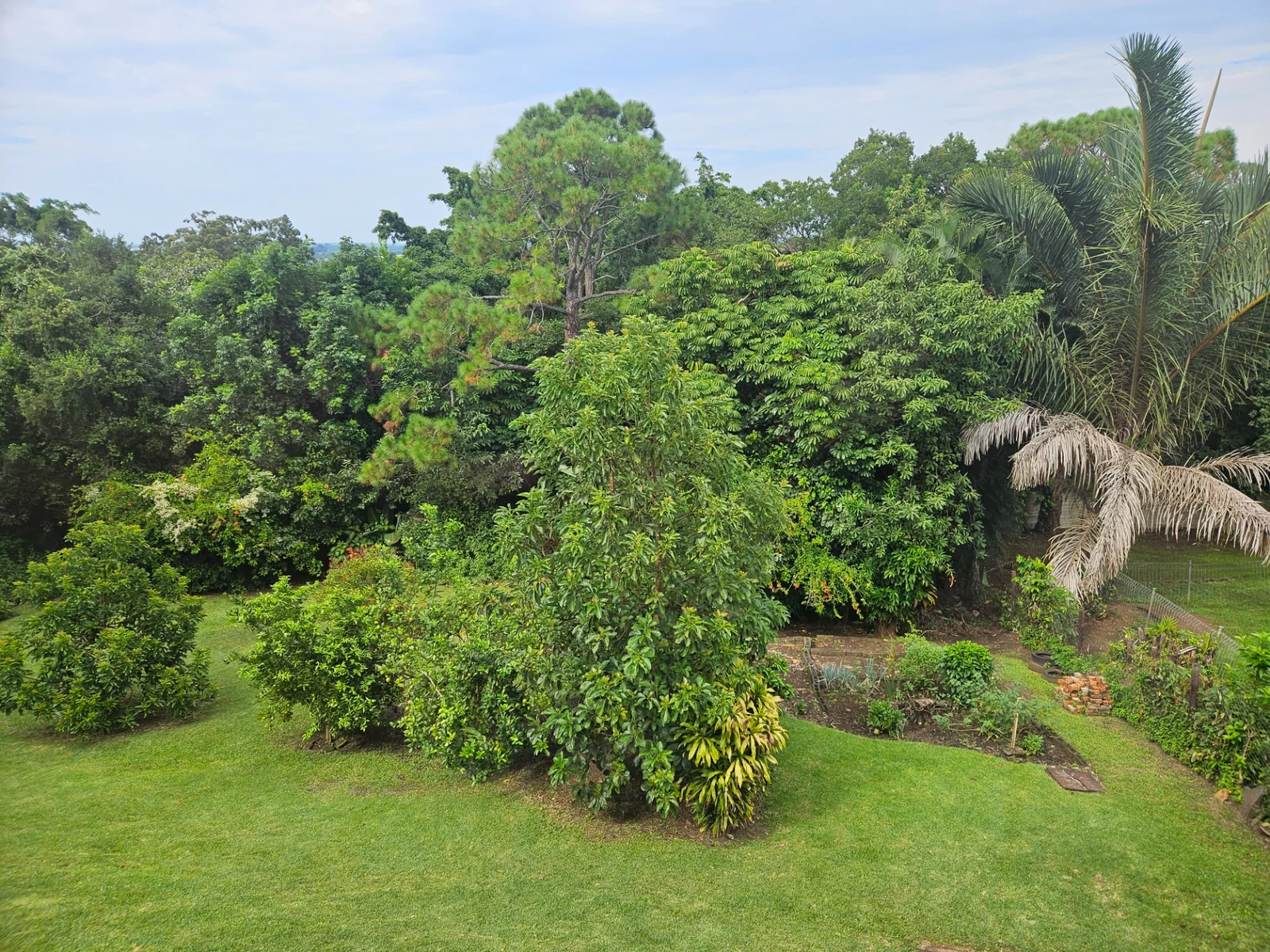 Location Location. Location - large family home in Fairview.<br/>A minute's walk from the Empangeni Country Club.