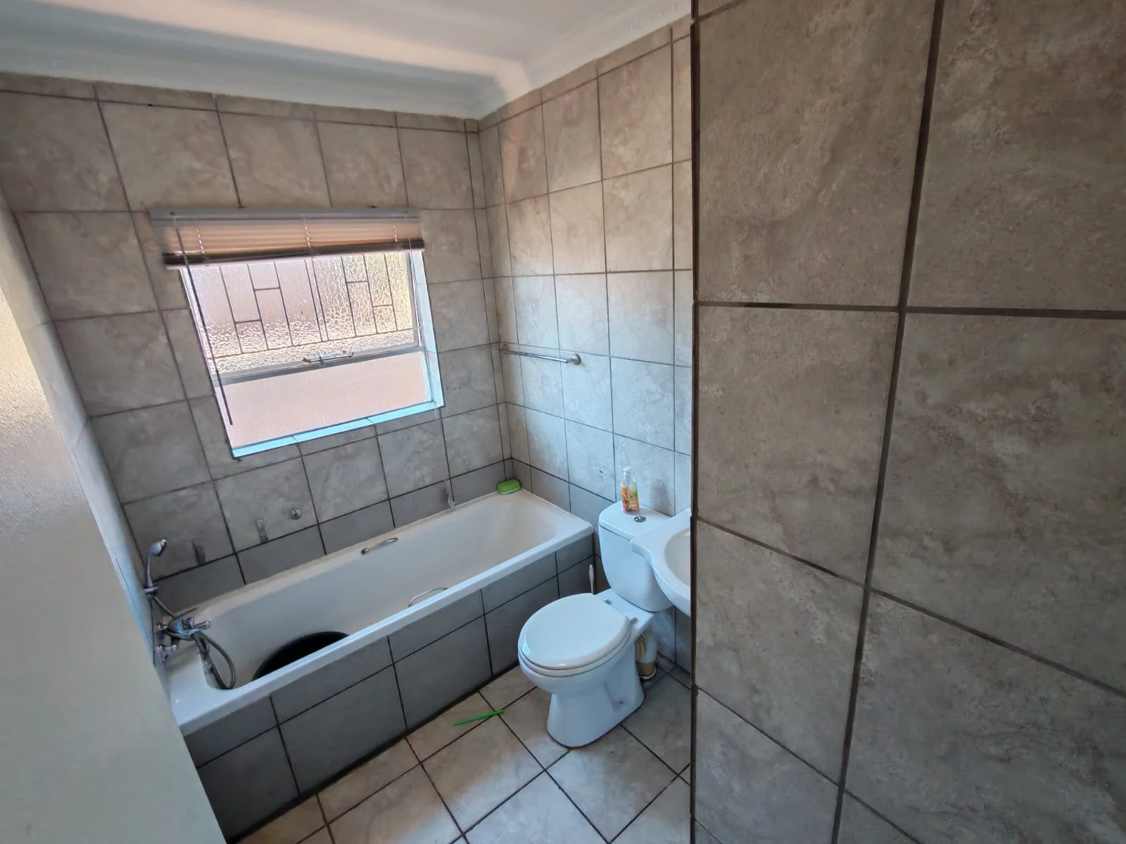 3 Bedroom House To Rent