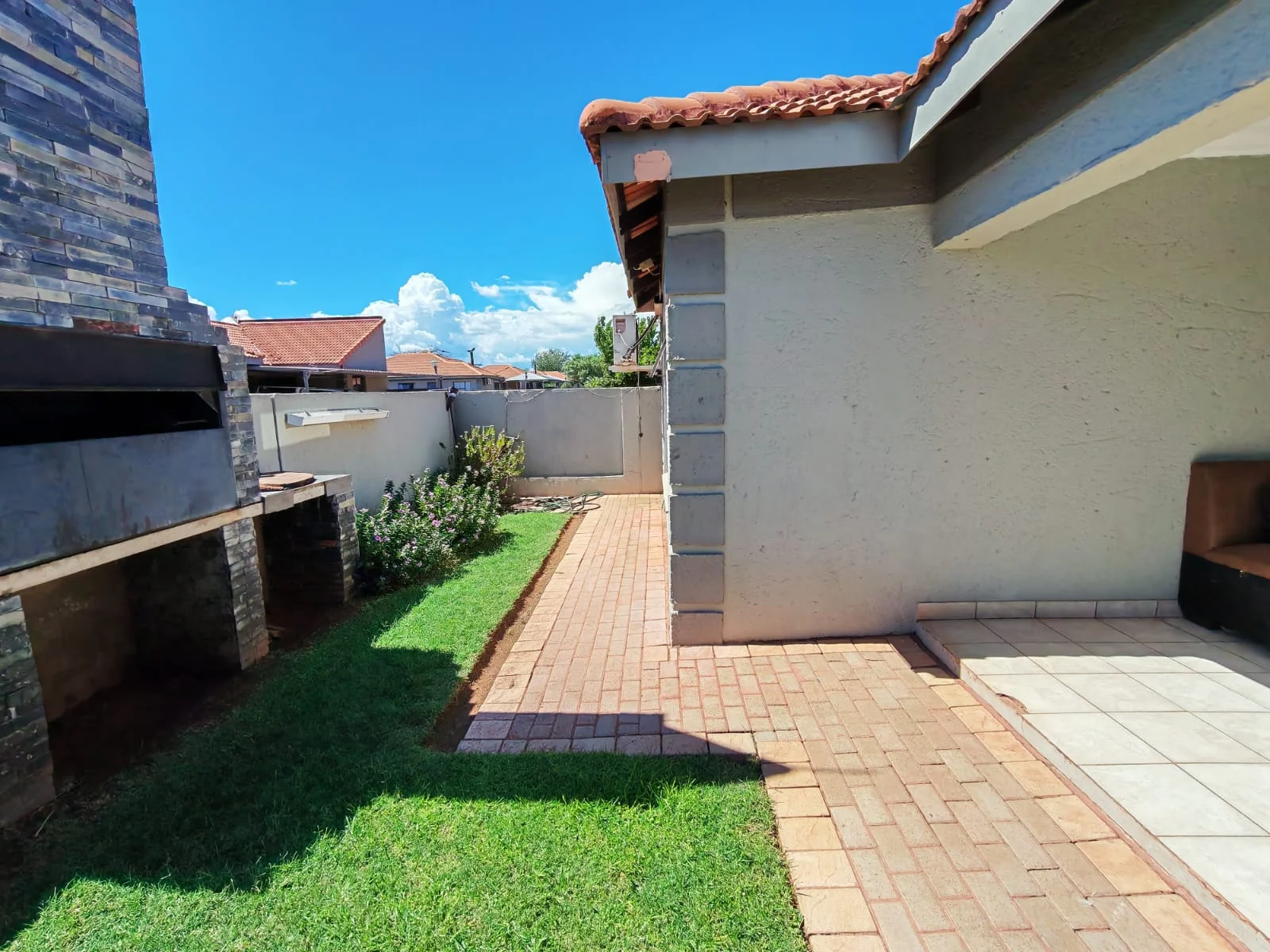 3 Bedroom House To Rent