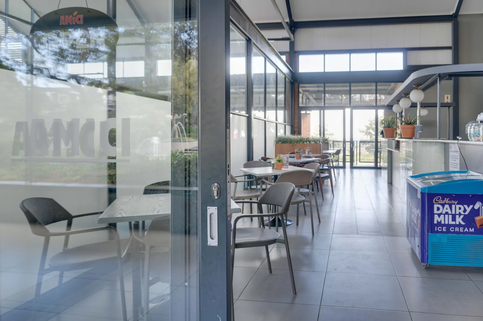 Modern 2-Bedroom Apartment in Greenpark Lifestyle Estate