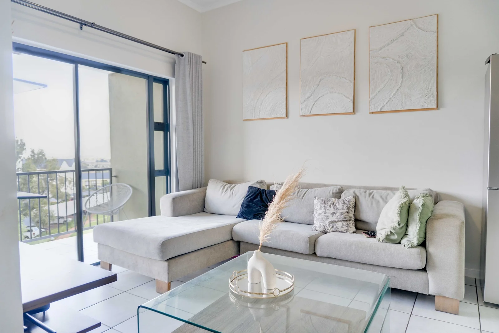 Modern 2-Bedroom Apartment in Greenpark Lifestyle Estate