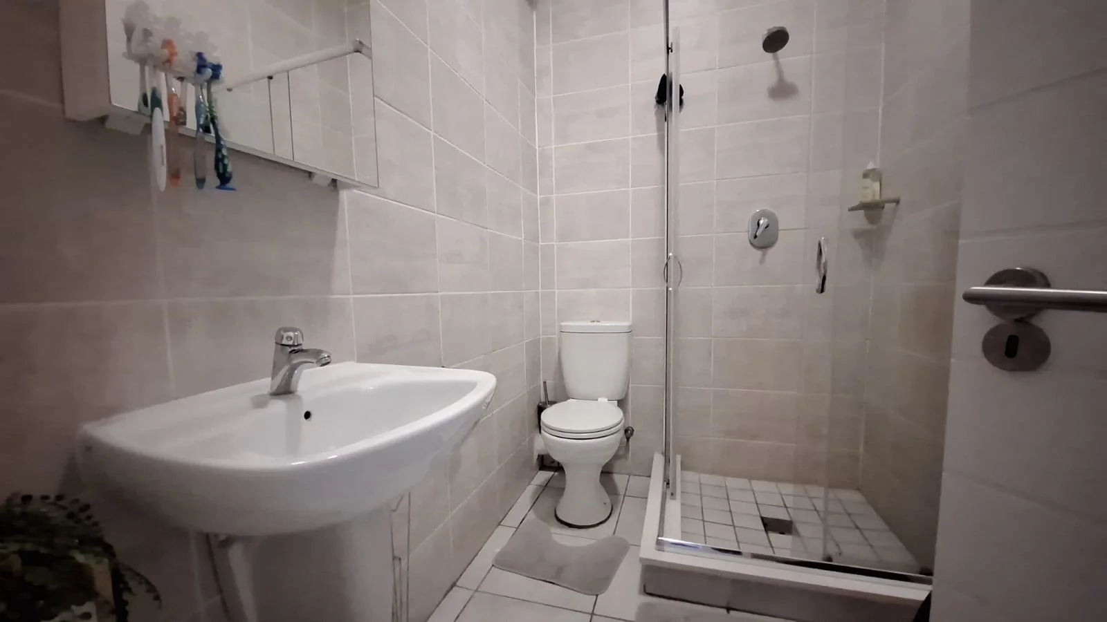 Modern 2-Bedroom Apartment in Greenpark Lifestyle Estate