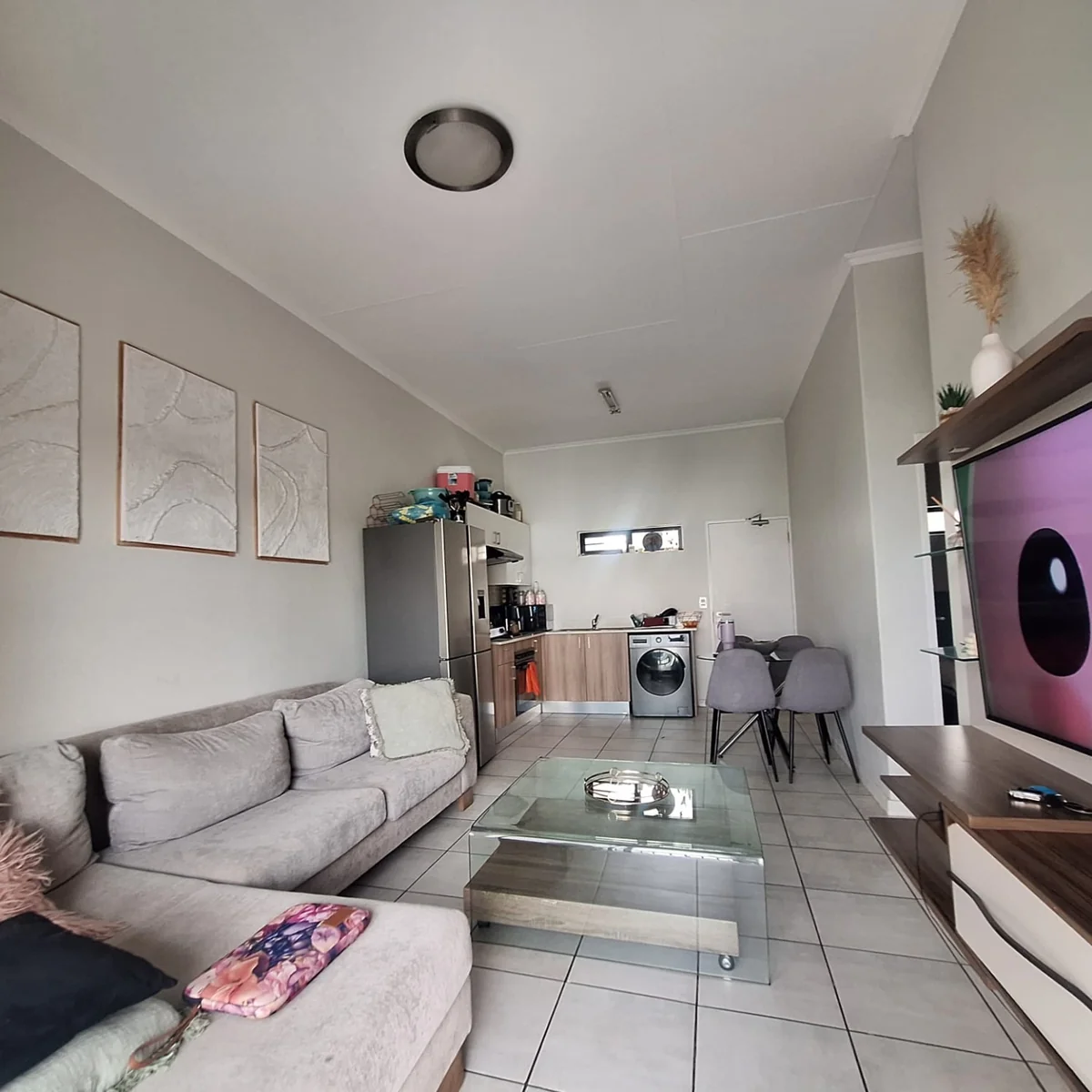 Modern 2-Bedroom Apartment in Greenpark Lifestyle Estate