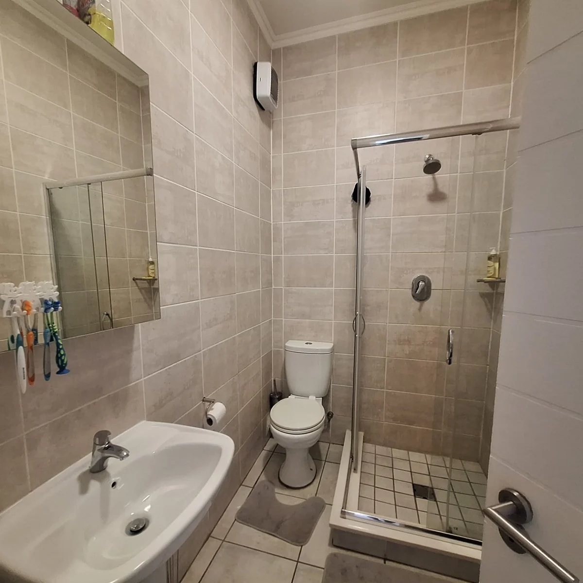 Modern 2-Bedroom Apartment in Greenpark Lifestyle Estate