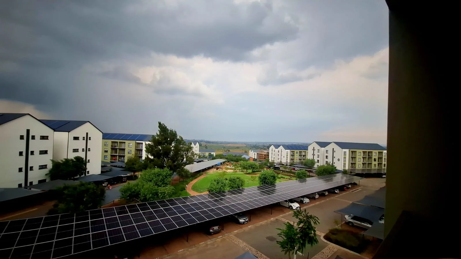 Modern 2-Bedroom Apartment in Greenpark Lifestyle Estate