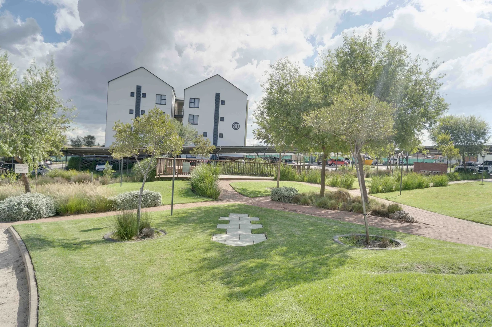 Modern 2-Bedroom Apartment in Greenpark Lifestyle Estate