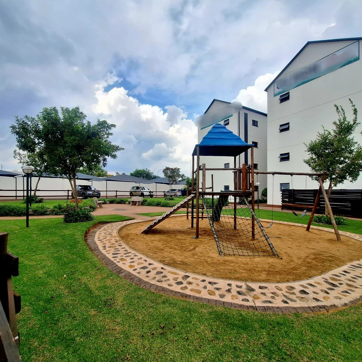 Modern 2-Bedroom Apartment in Greenpark Lifestyle Estate