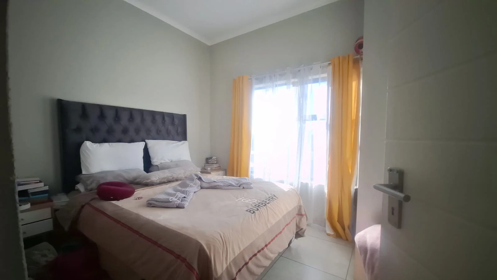 Modern 2-Bedroom First Floor Apartment with Lifestyle Amenities