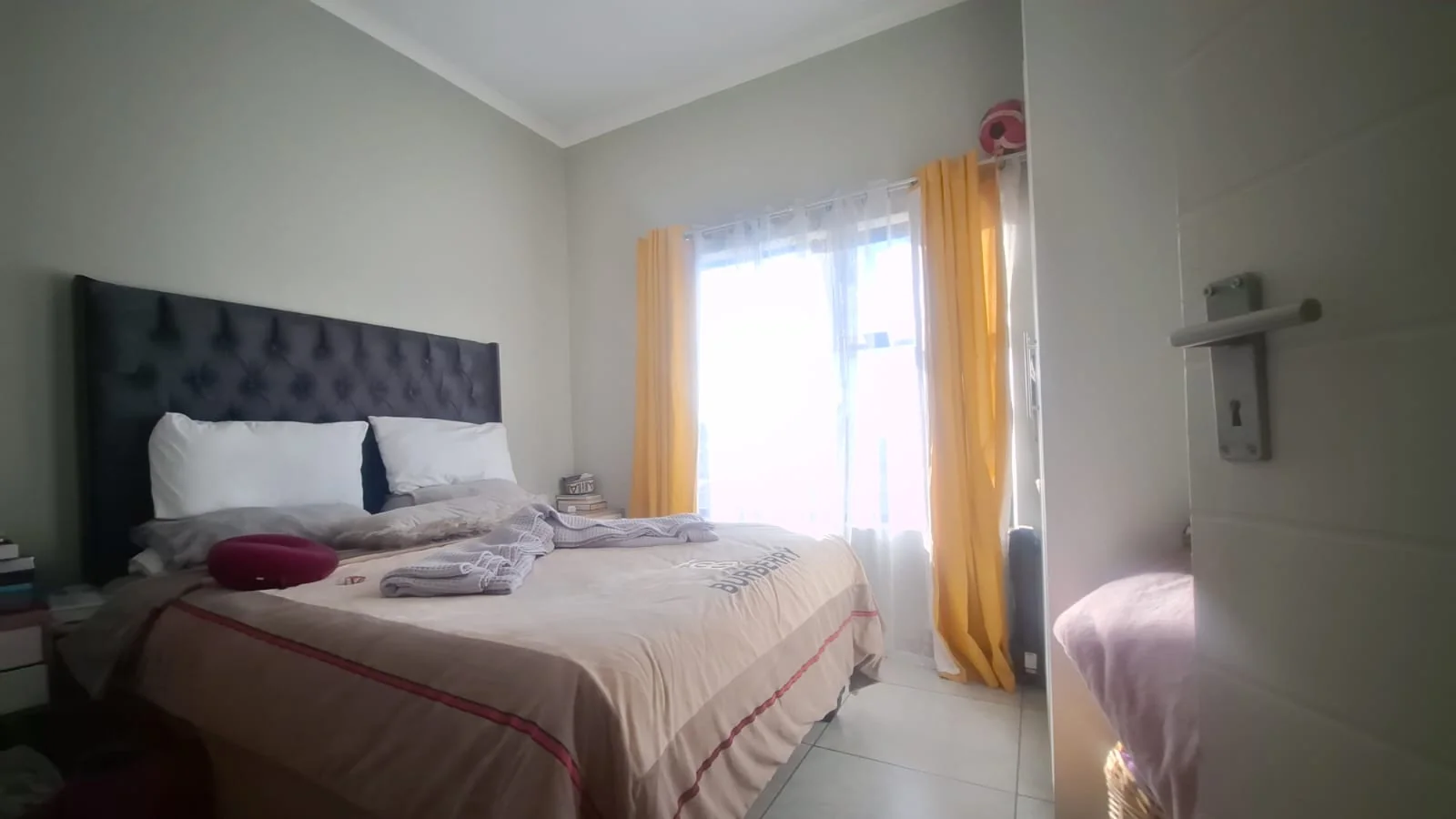 Modern 2-Bedroom First Floor Apartment with Lifestyle Amenities