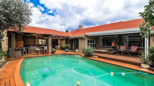 Hurlyvale, Edenvale