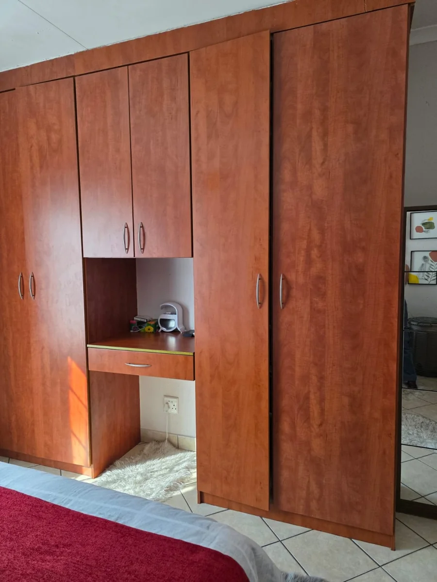 Modern 2-Bedroom Home with En-Suite & Dual Parking<br/>