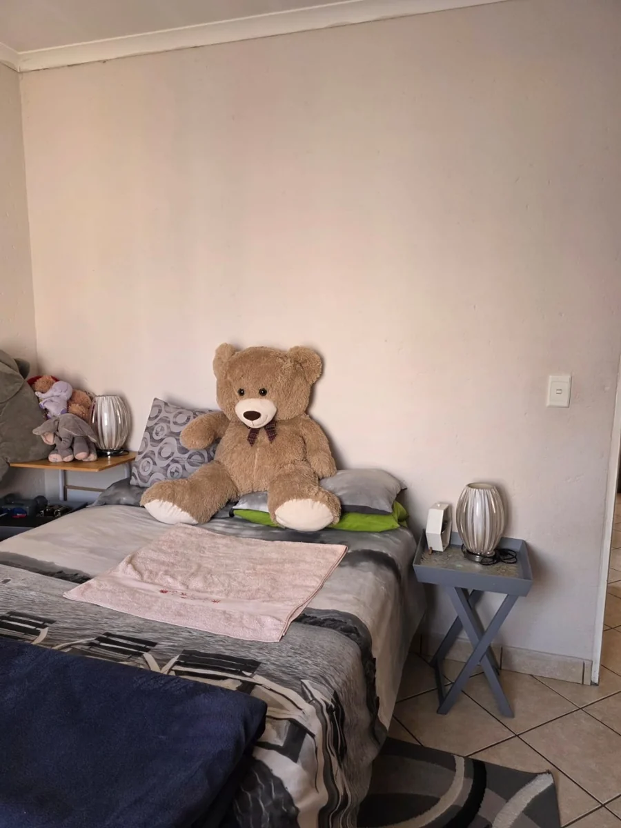 Modern 2-Bedroom Home with En-Suite & Dual Parking<br/>