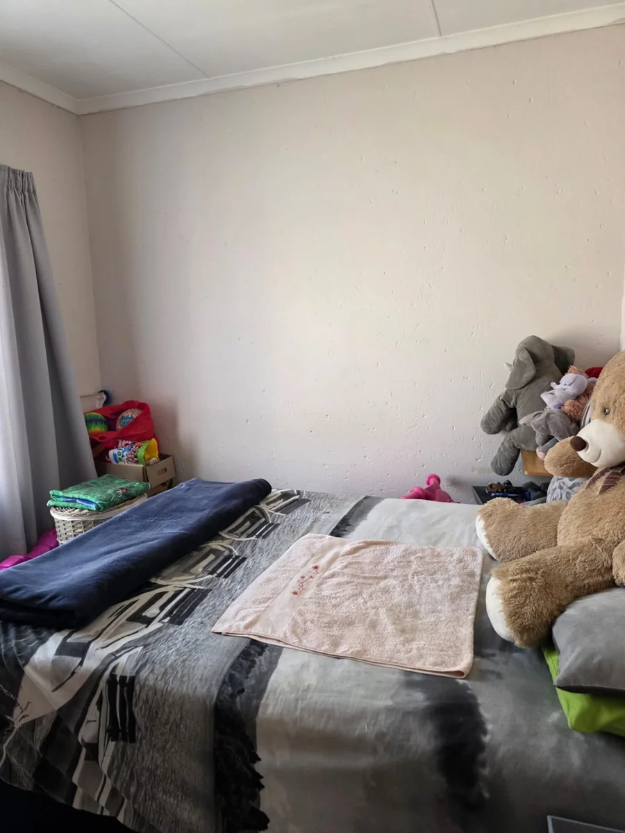 Modern 2-Bedroom Home with En-Suite & Dual Parking<br/>