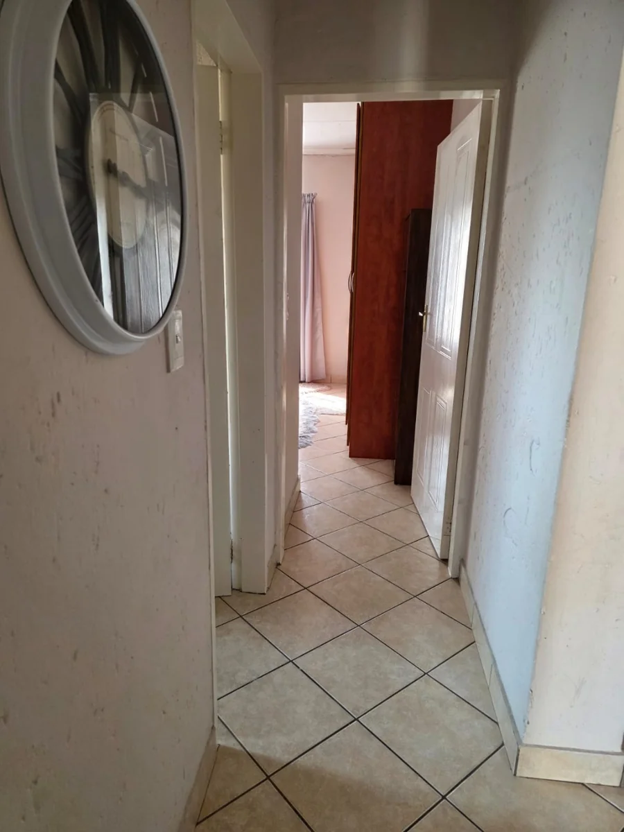 Modern 2-Bedroom Home with En-Suite & Dual Parking<br/>