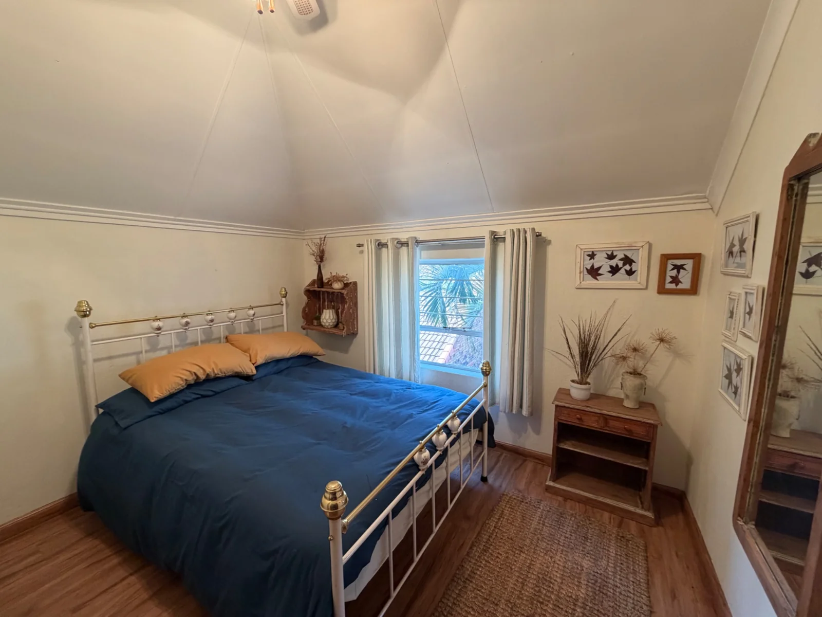 FREE STANDING DUET ...... DON'T MISS THIS ONE!