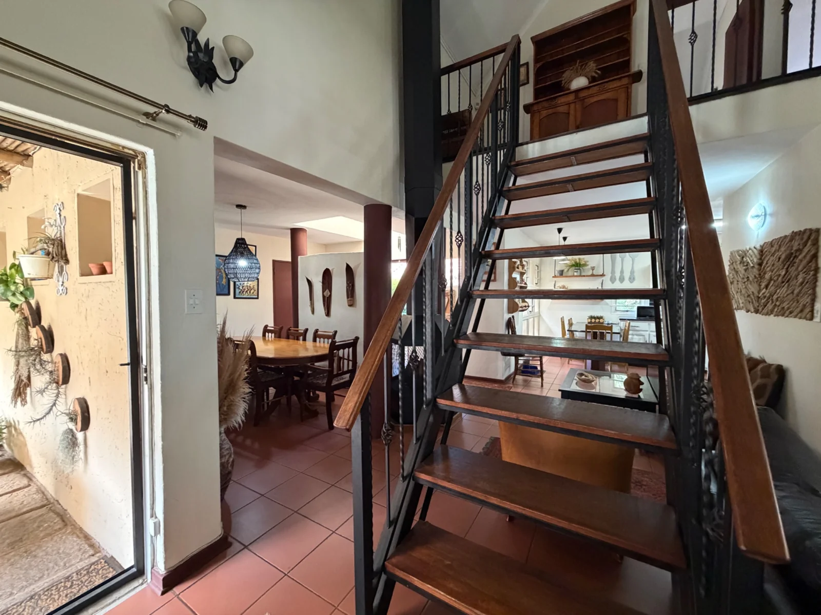 FREE STANDING DUET ...... DON'T MISS THIS ONE!