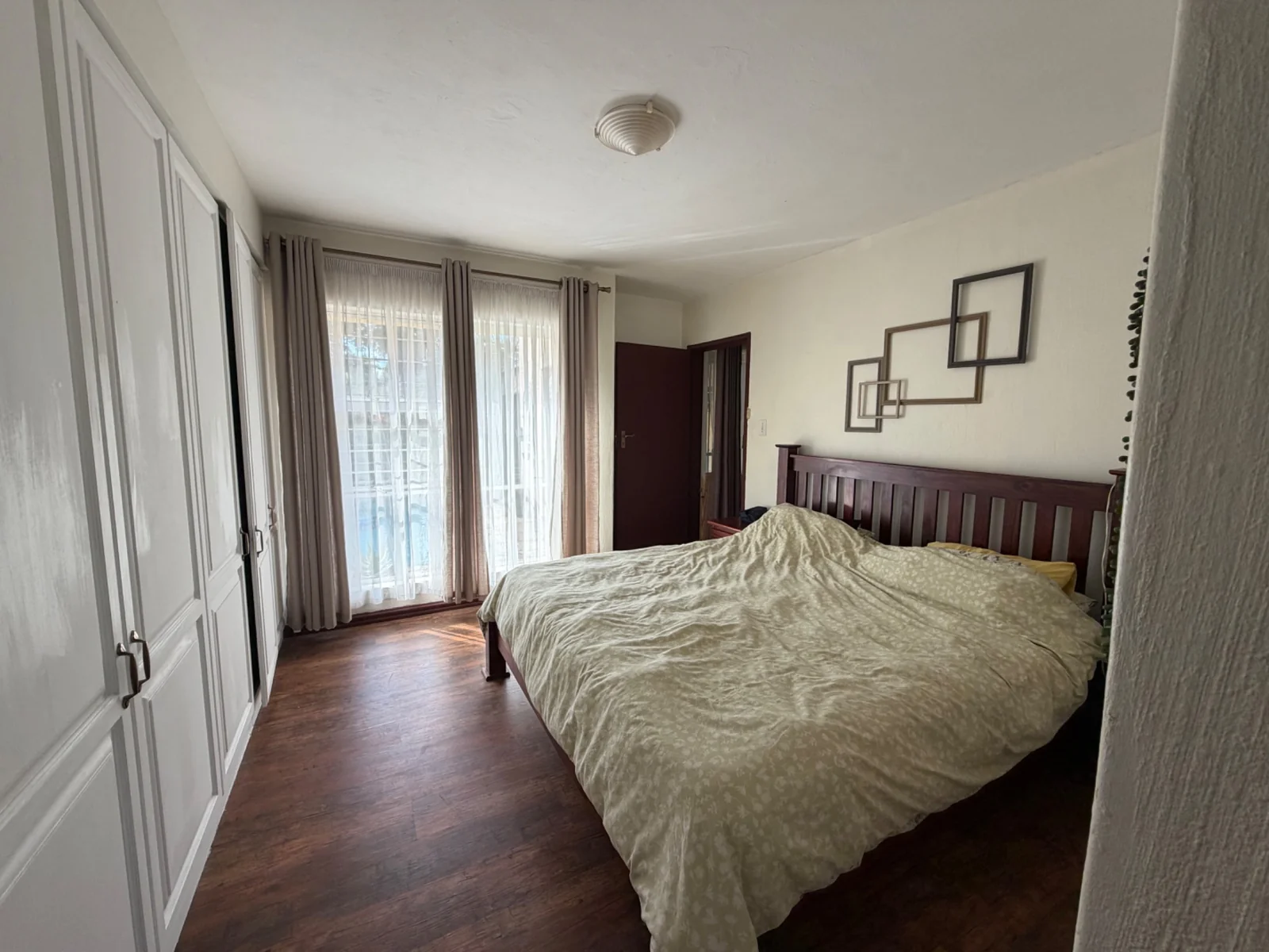 FREE STANDING DUET ...... DON'T MISS THIS ONE!