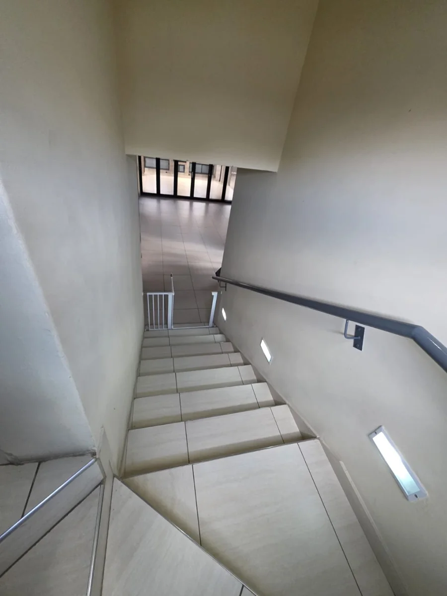 3 Bedroom and 3 Bathroom House for Sale in Cashan