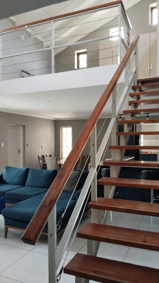 4 Bedroom House for Sale in Waterval East