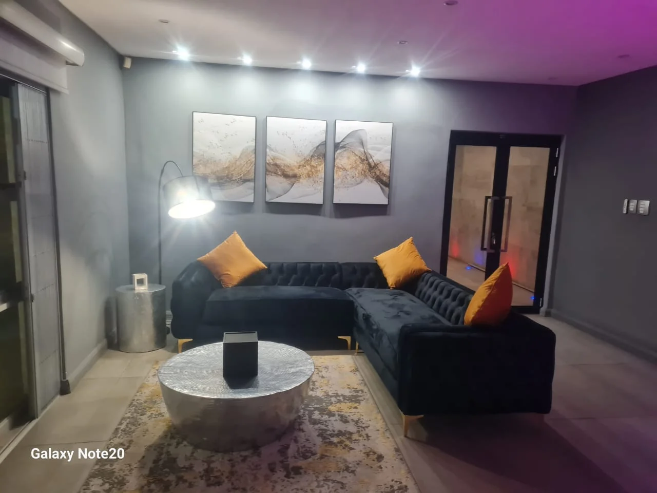 Modern Masterpiece in Rustenburg: An Oasis of Luxury and Security