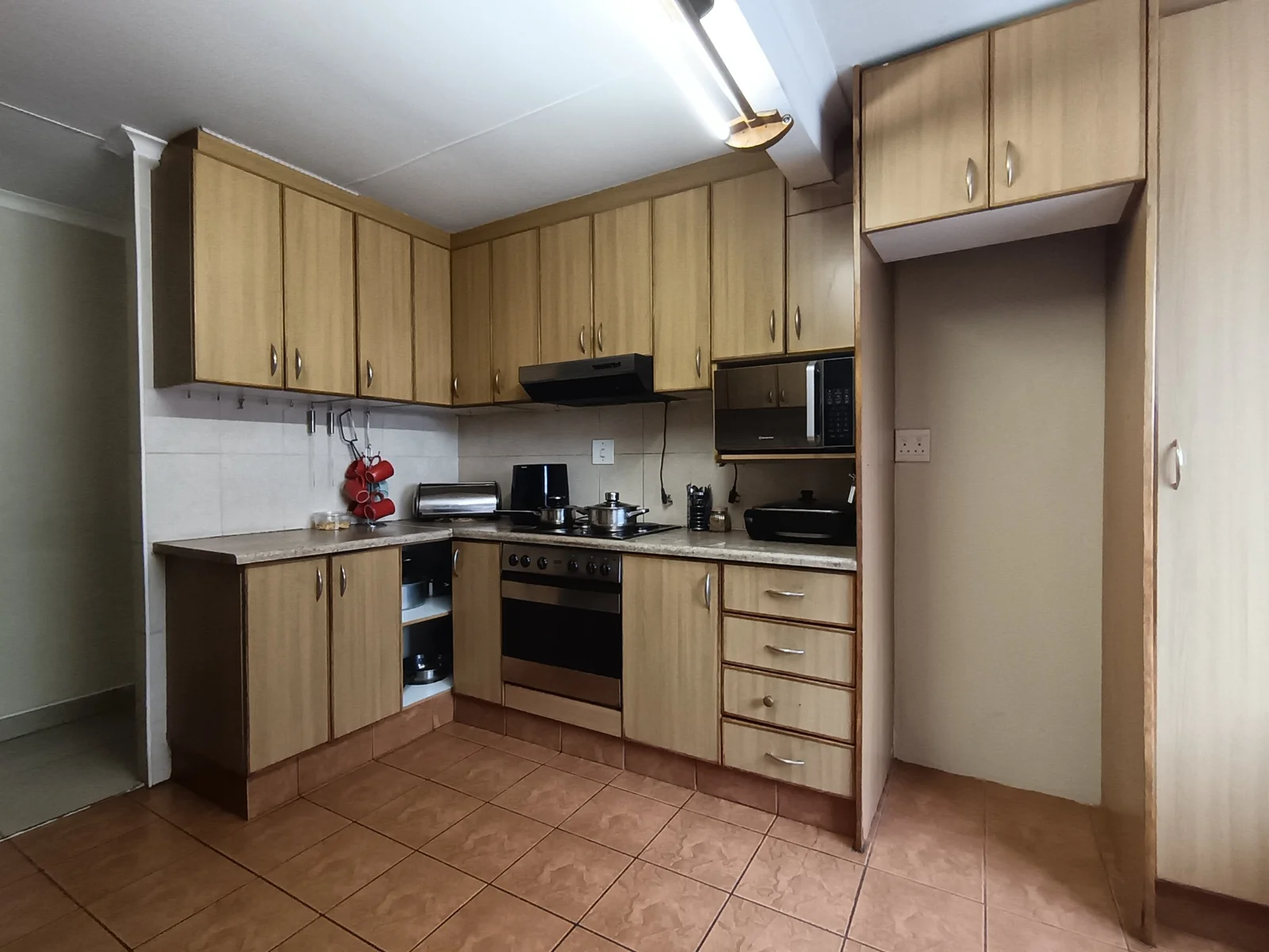 Lovely starter home.