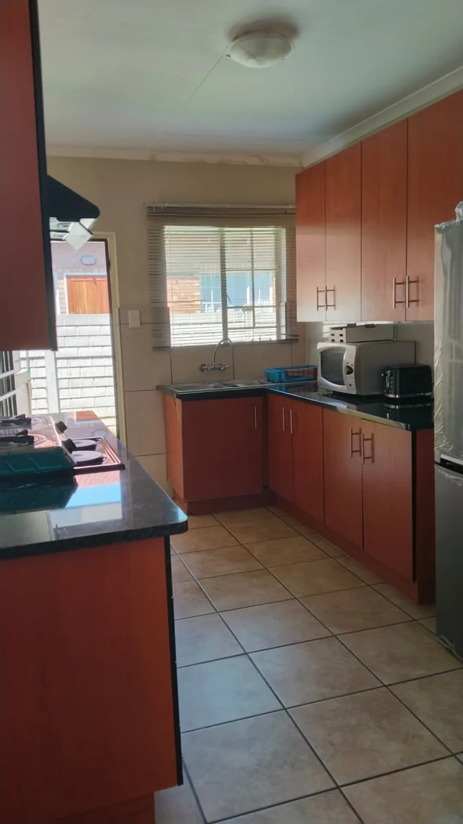 Cozy 3-Bedroom, 2-Bathroom Home for Sale