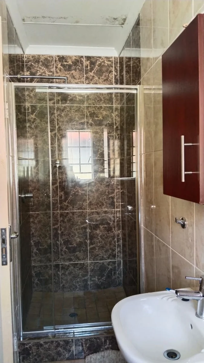 Cozy 3-Bedroom, 2-Bathroom Home for Sale