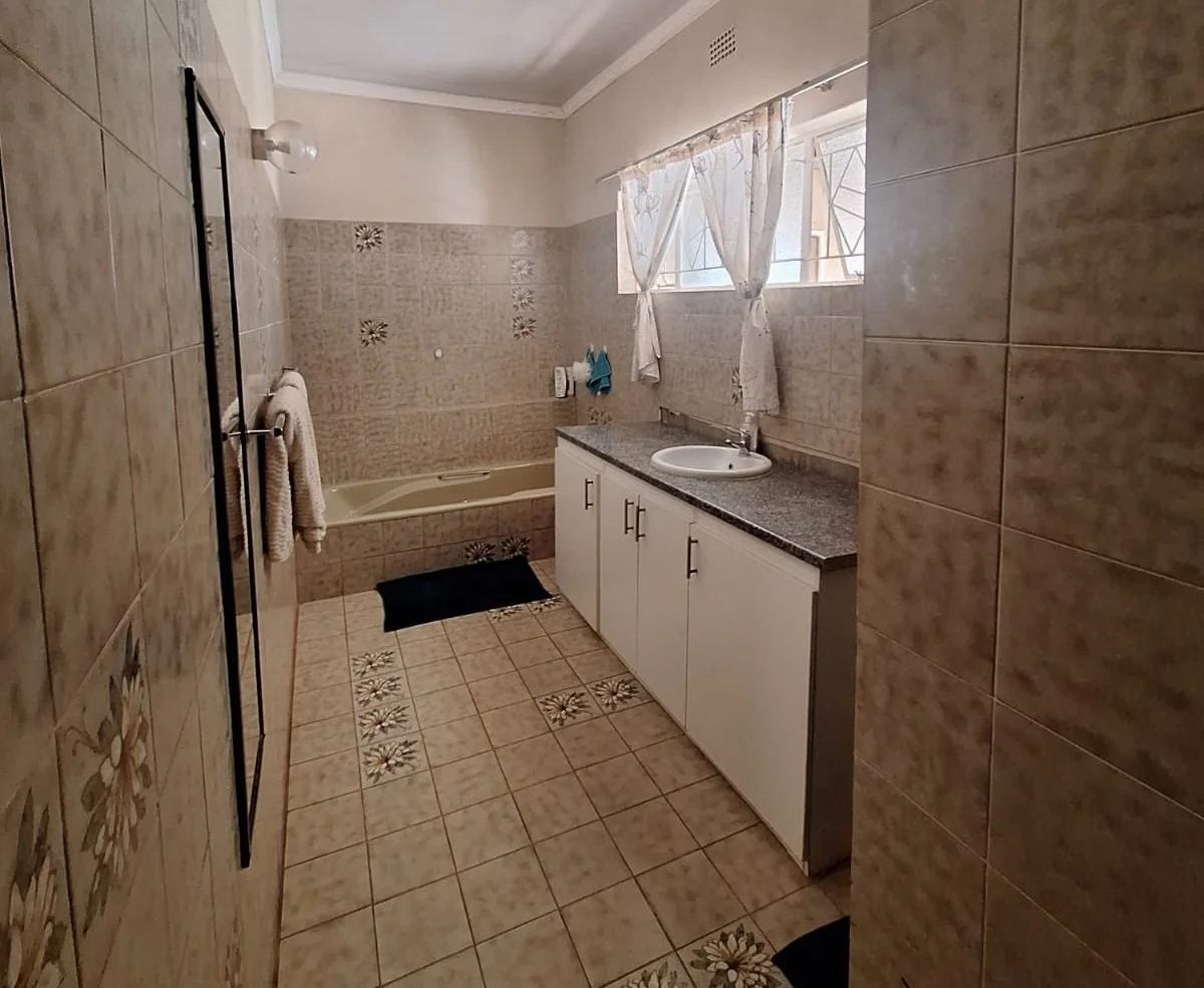 4 Bedroom House For Sale