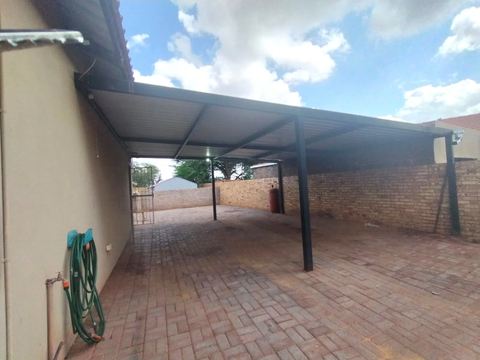 3 Bedroom House To Rent