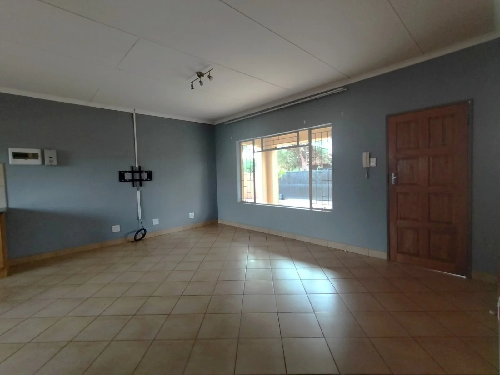3 Bedroom House To Rent