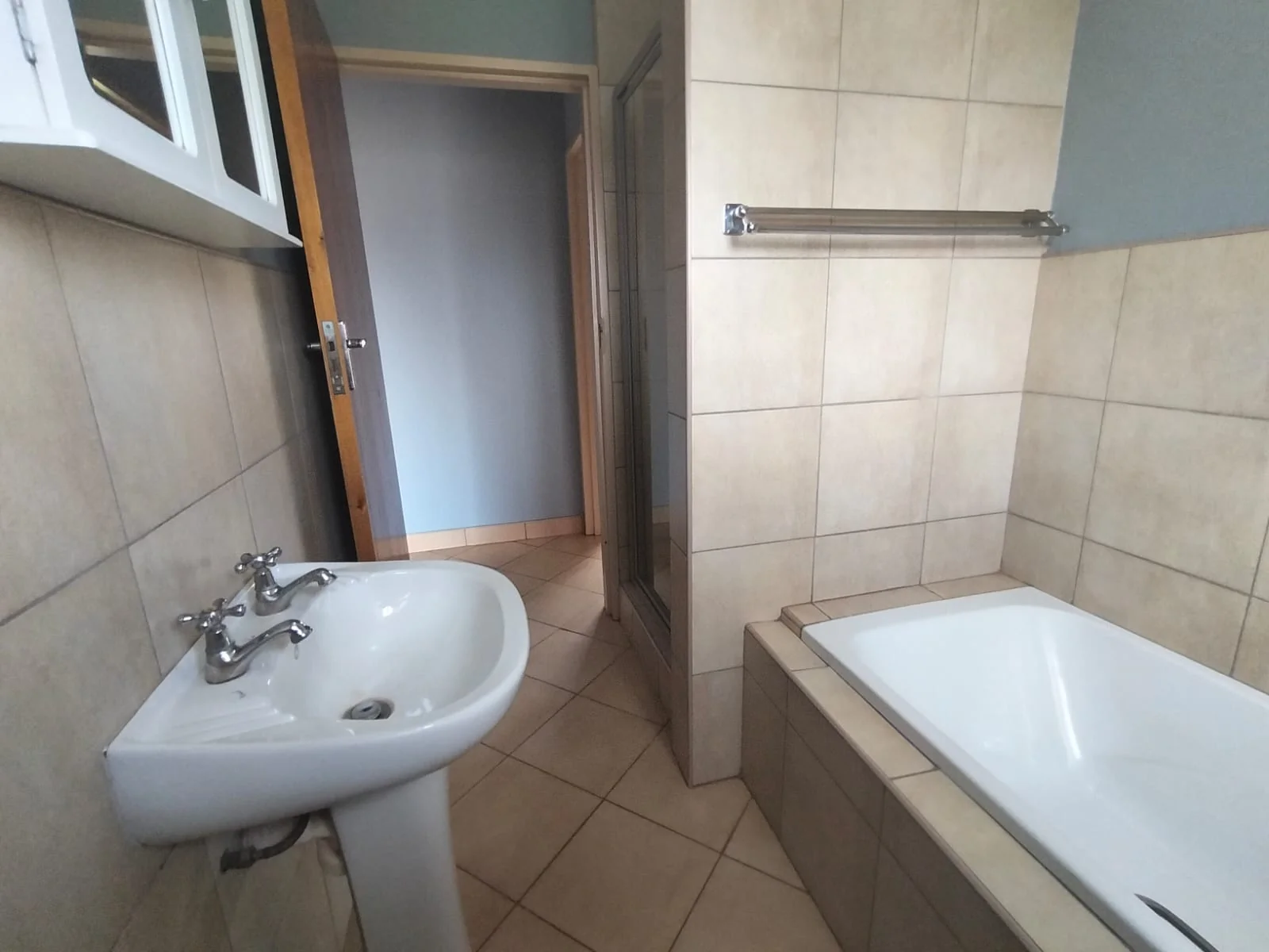 3 Bedroom House To Rent