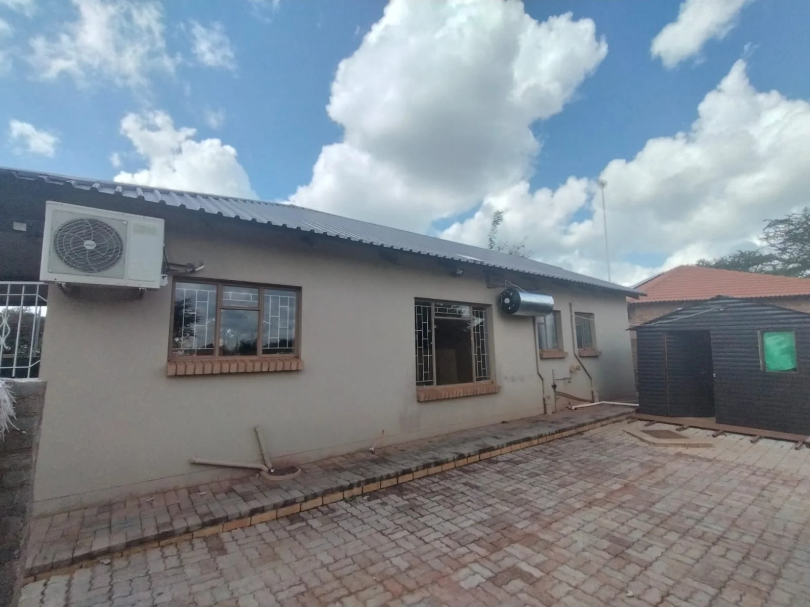 3 Bedroom House To Rent
