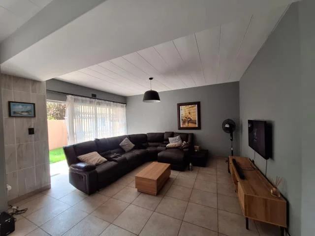 Modern & Spacious 3-Bedroom Duplex with Solar